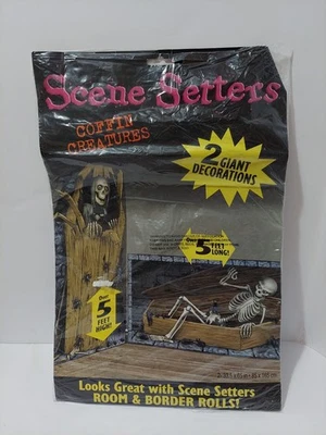 De colección Decoraciones de Halloween Escena Setters Ataúd Criaturas Gigante Esqueleto de Plástico Foto 1 de 4