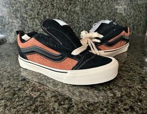 NEW Mens Vans x Disney 100th Anniversary Knu Skool Scar Sneakers Lion King Sz 8 - Picture 1 of 8