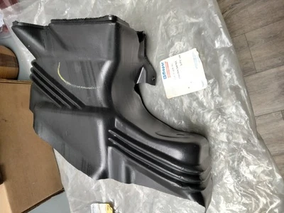 Mopar/Mitsubishi NOS Intercooler Air Duct Rt. 92-93 Ply. Laser & Eagle Talon - Image 1 of 4