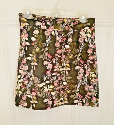 Minifalda INC International Concepts para mujer con estampado floral talla 2 cremalleras usada una vez Foto 1 de 4