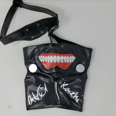 Austin Tindle signed Tokyo Ghoul Ken Kaneki Cosplay Mask Beckett Cover