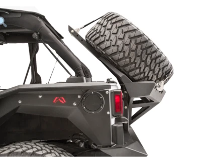 Fab Fours Slant Back Tire Carrier 3/16" Steel For 2007-2018 Jeep JK JK2070-1 - Imagem 1 de 4