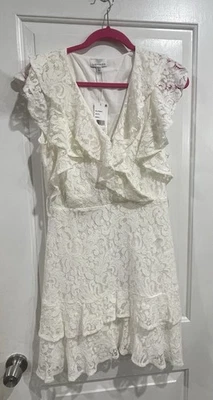 Vestido Lucy Paris Blanco Encaje S Dobladillo Manga Corta Boho Nupcial Forrado Foto 1 de 4