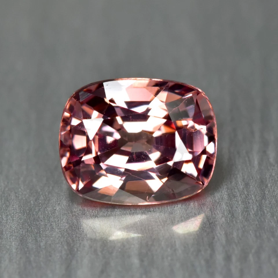 Редкие шахты 1,19 карата! Потрясающий хороший блестящий неотапливаемый малайский гранат _Танзания - Изображение 1 из 1