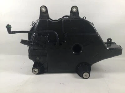 tanque de AdBlue FORD Transit V363 2.0 TDCi 125 kW 2.0 TDCi - Imagen 1 de 4