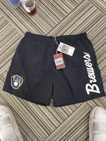 NEW MITCHELL AND NESS COOPERSTOWN COLLECTION MILWAUKEE BREWERS NYLON SHORTS XL Cover