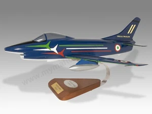 Fiat G91 Italian Air Force Desk Wood Airplane New Model Small Scale 1/32 - Picture 1 of 12