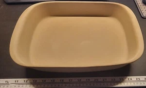 Pampered Chef Casserole USA Made 15” x 10” Stoneware Family Heritage Exc. Cond. - Picture 1 of 2