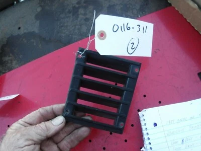 Arctic Cat 440 Panther 1974 V.I.P. Piezas nieve: CAPUCHA VENTILACIÓN 0116-311 #2 Foto 1 de 2