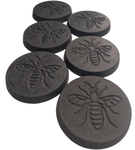 6 x Charcoal Round Concrete Garden Stepping Stones 23cm / 9Inch | Bee - Picture 1 of 8