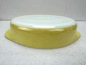 Vintage Pyrex Yellow Speckled Desert Dawn 221 Round Casserole Baking Dish 8" - Picture 1 of 11