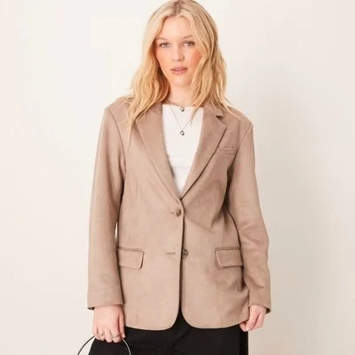 Blazer de gamuza vegano Abercrombie & Fitch en color topo talla pequeña Foto 1 de 4