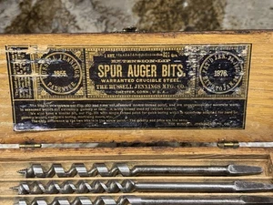 Antik 1876 Russell Jennings Spurbohrer Bit 3 Ebenen Box mit 13 Bits Schwalbenschwanz Box - Bild 1 von 11