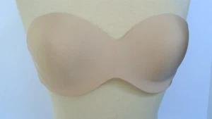 Sujetador Chantelle Absolute Invisible Suave Sin tirantes Desnudo Talla 36B - Imagen 1 de 8