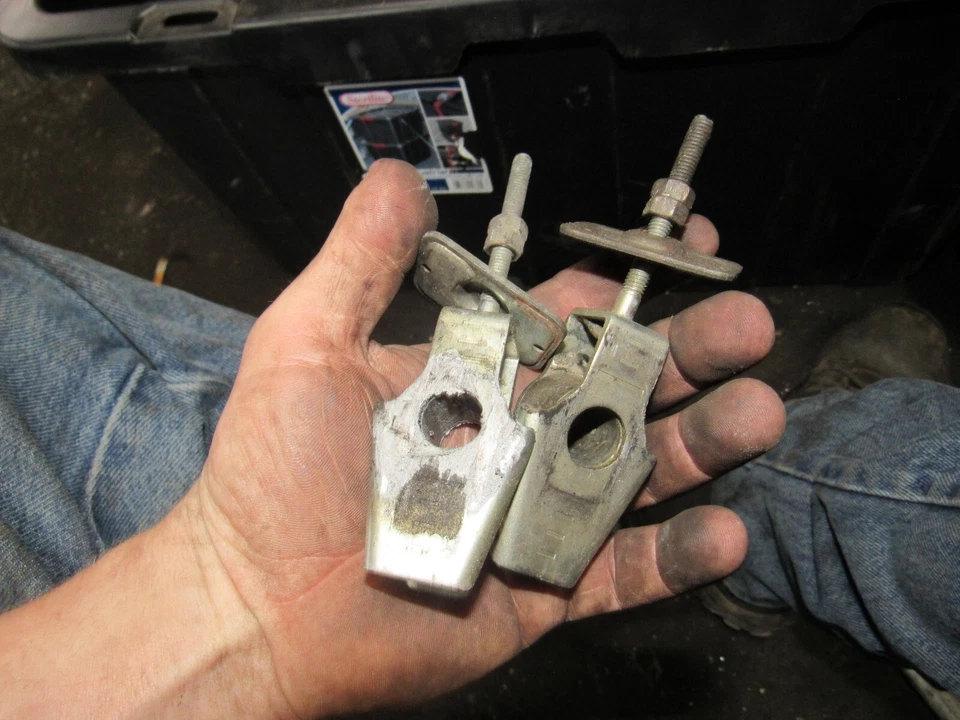 Honda CB250 2000 Nighthawk ajustadores de cadena de transmisión tensores Foto 1 de 1