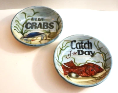 Kate McRostie Dos cuencos de mariscos de 9 pulgadas cangrejos azules y captura del día - Raro Foto 1 de 4