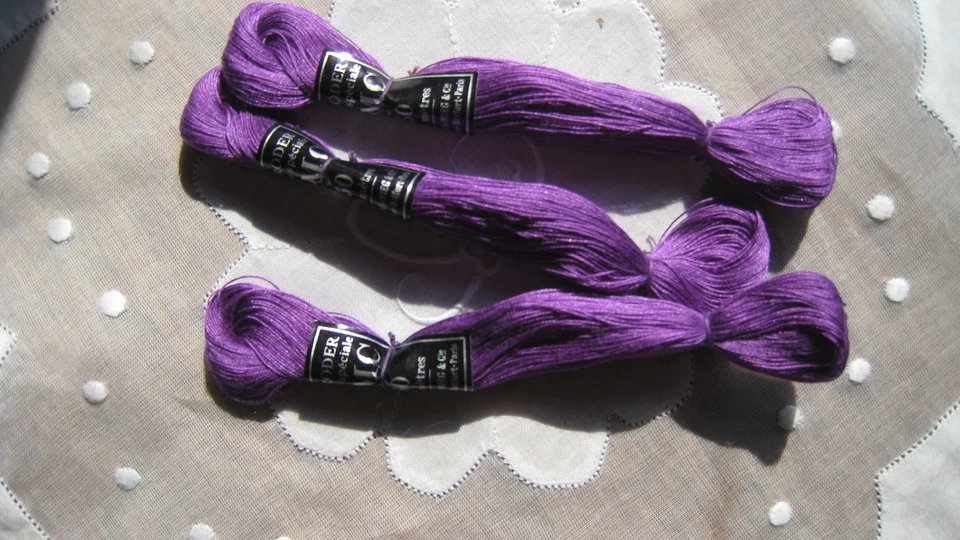 mercerie ancienne 3 échevettes D.M.C. 50m coton à broder spécial n°50 DMC  551 - Photo 1/1