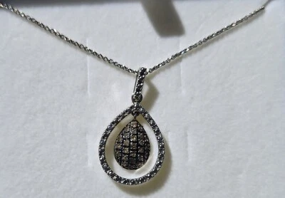 Colgante de diamantes color champán de 0,25 quilates - corte de lágrima Foto 1 de 4