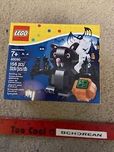 LEGO 40090 Halloween Bat And Pumpkin New Retired Set 156pcs - Picture 1 of 2