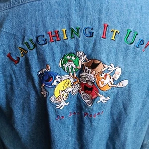 Camisa Para Hombre Mediana M&Ms World Denim Botón Las Vegas Laughing It Up Bordada - Imagen 1 de 6