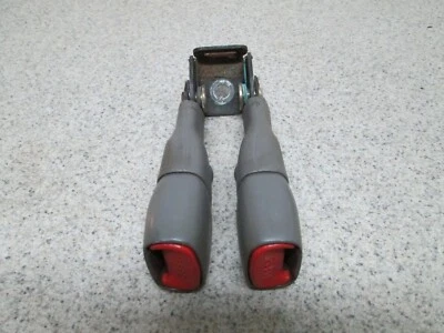 93-95 吉普大切诺基后排双安全带扣接收器闩锁（灰色） — 第 1/2 张图片