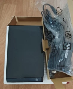 Seagate Backup Plus Hub externe Festplatte 3,5" mit 2 TB USB 3.0 - Bild 1 von 5