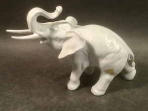 Royal Dux Bull Elephant Figurine with Great Makers Marks 1918-1938 - Picture 1 of 11