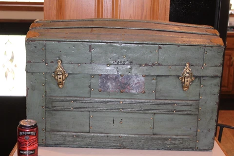 Vtg Antique Old Trunk Travel Steamer Train Ship Storage Treasure Chest Dome Top Cover