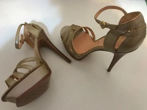 New Luiza Barcelos Women's Qv0053 Sandal, Metalic Dourado Size 9M US/ 40 EU - Picture 1 of 6