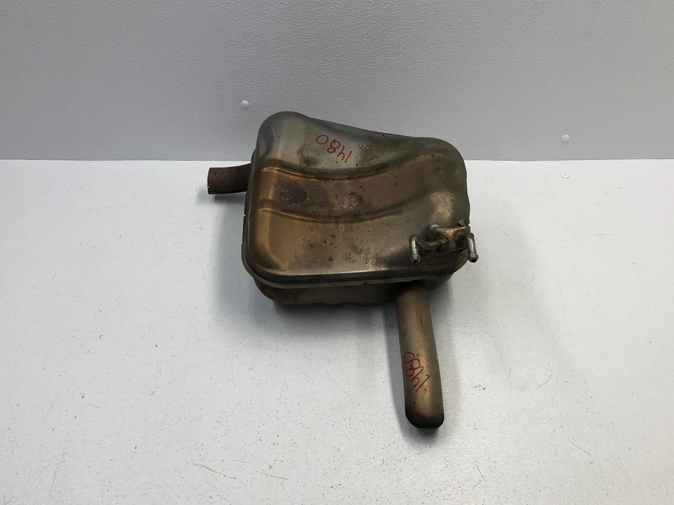 Silenciador de escape trasero Honda Insight 2019-2022 1,5 L 1480 OEM Foto 1 de 4