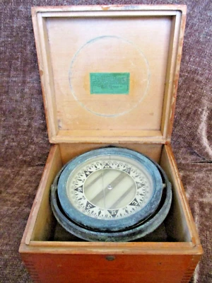 Vintage Wilcox Crittenden Nautical Gimbal Compass in Original Wood Box Pitina - Image 1 of 4