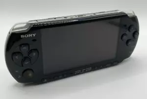 Console PSP-3004 Sony Playstation 3004 2GB PAL nera usata no caricabatterie - Imagen 1 de 11