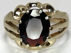 Vintage 9ct Gold Oval Garnet Signet Pinky Ring Statement Claw Set Gents 1984 'S' - Picture 1 of 15