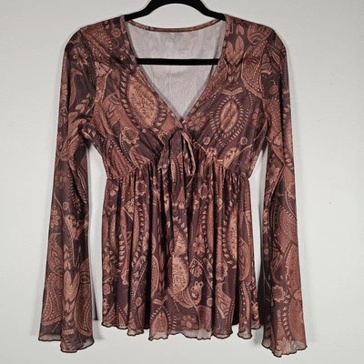 Blusa Babydoll Feminina Média Y2K Malha Transparente Marrom Paisley Fada Capricho Elástica - Imagem 1 de 4
