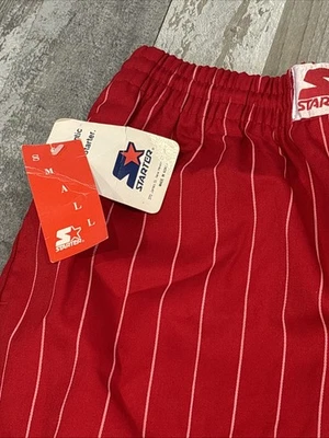 全新带标签 复古 费城 76ERS 初学者短裤 尺寸 小号 PINSTRIPE 男式 复古 90 年代 — 第 1/4 张图片