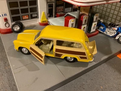 Ford Woody 1949 camioneta, escala 1/43 Foto 1 de 4