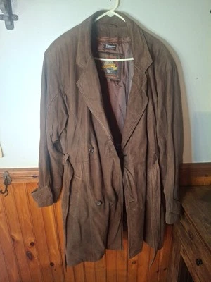 Vintage Adventure Bound Wilsons Womens Medium Brown Leather Trench Coat Jacket - Image 1 of 4
