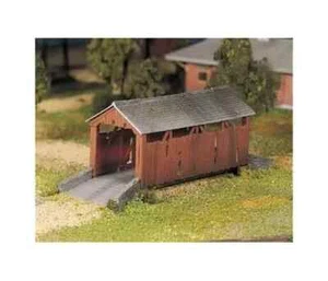Bachmann #45992 O Scale  Covered Bridge NEW IN DAMAGED BOX - Picture 1 of 4