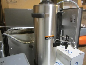 Bunn 46300.0000 TITAN TF SERVER 1.5 G/5.7L Titan ThermoFresh Server - Picture 1 of 5