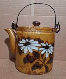 Tetera japonesa de gres amarillo con diseño de flores, mango de alambre (¿Otagiri?) - Imagen 1 de 6