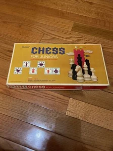 VINTAGE 1965 SELRIGHT BOARD GAME CHESS for JUNIORS - Picture 1 of 3