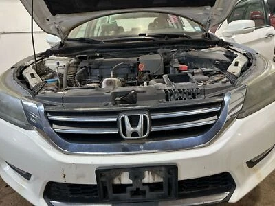 Used Upper Grille fits: 2014 Honda Accord upper Sdn dual chrome horizontal bar b Foto 1 de 4