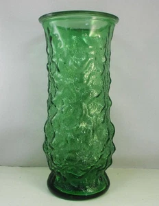 E.O. Brody Co. Cleveland OH Green Glass Flower Vase 8.5" Crinkle Bark Pattern - Picture 1 of 4
