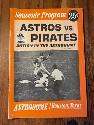 1969 Astros vs Pirates Souvenir Program - Roberto Clemente, Willie Stargell - Image 1 of 3