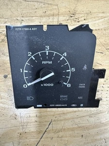 92-96 Ford Truck F Series Bronco Instrument Cluster Tach Gauge OEM Tachometer - Bild 1 von 2