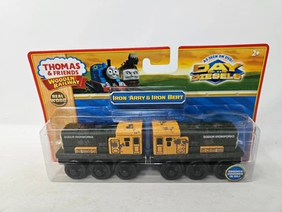 NUEVO Thomas & Friends Ferrocarril de Madera Hierro Aceitoso Sucio Arry Bert LC98142 Tanque de Tren Foto 1 de 4