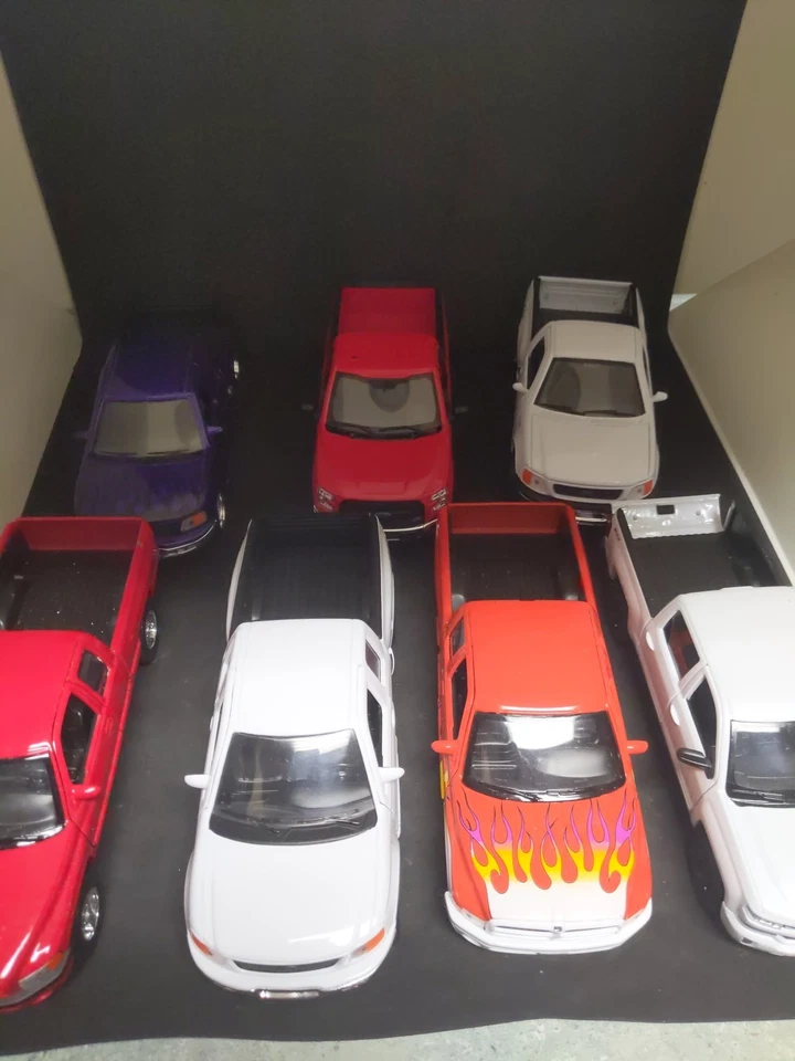 Lote Welly de caminhões 7x em escala 1/24 - Imagem 1 de 4