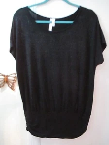 Flats & Heels - Black Stretchy Knit Scrunched Tunic with Embellishment - Size S - Picture 1 of 4