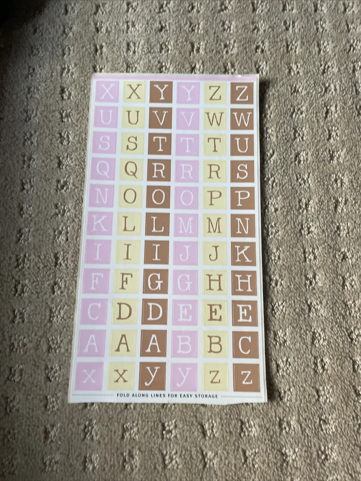 PEGATINAS CARTULINA ABC'S DCWV Letras de colores rosa marrón y crema Foto 1 de 1