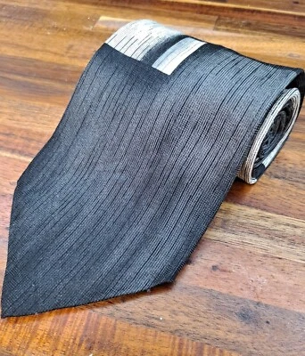 JEFFREY BANKS CORBATA CUELLO 100% SEDA HECHA EN CANADÁ Crema/Negro/Gris L 57" W 4" Foto 1 de 4